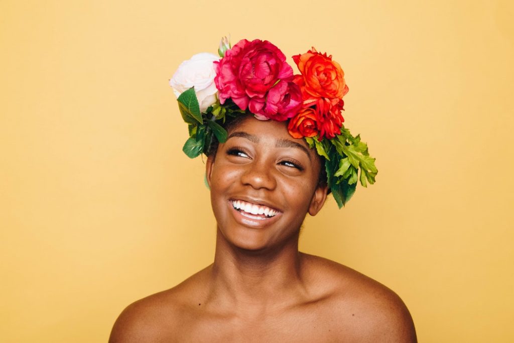 5 beneficios de un blanqueamiento dental | Clínica Dental Cartagena